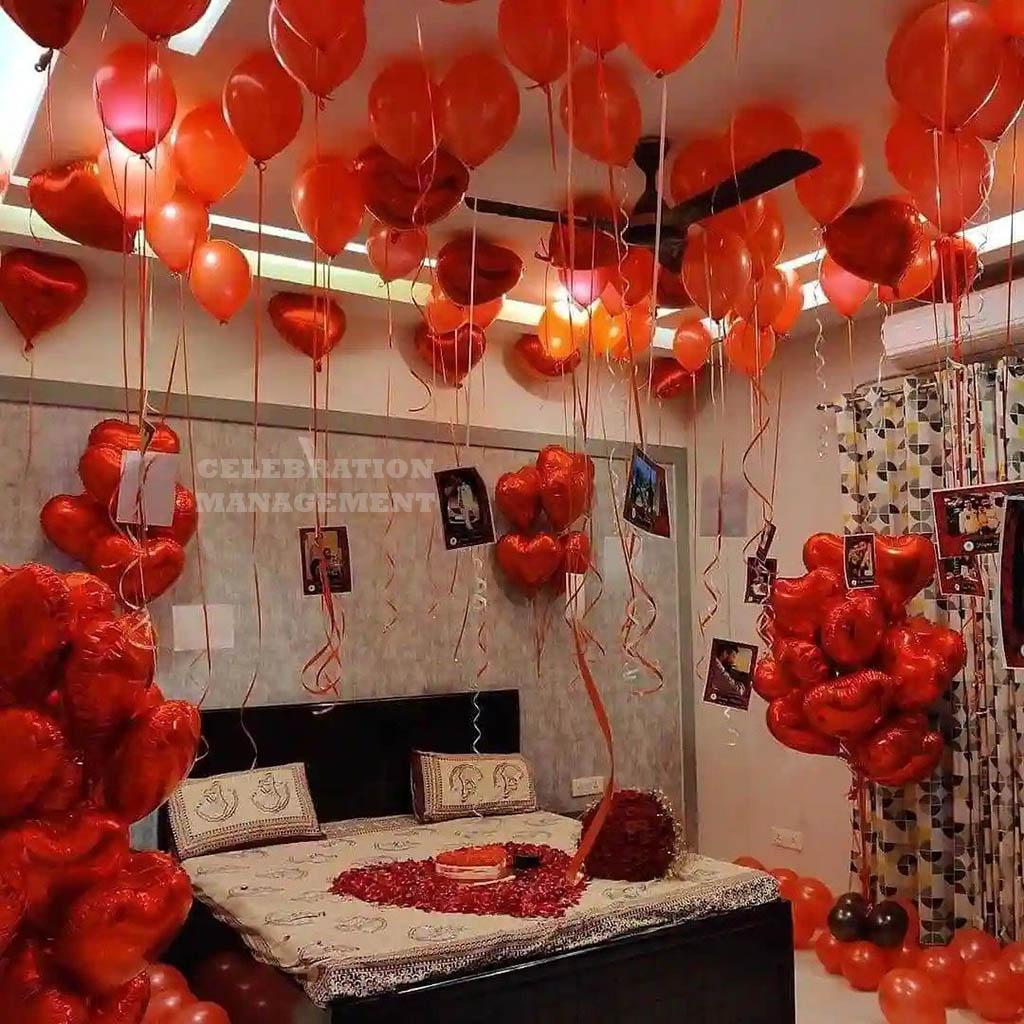 Hearty Balloon Surprise Decor