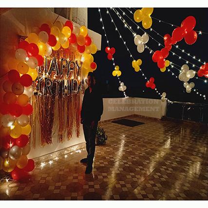 #1 Simple Terrace Decoration with Balloons